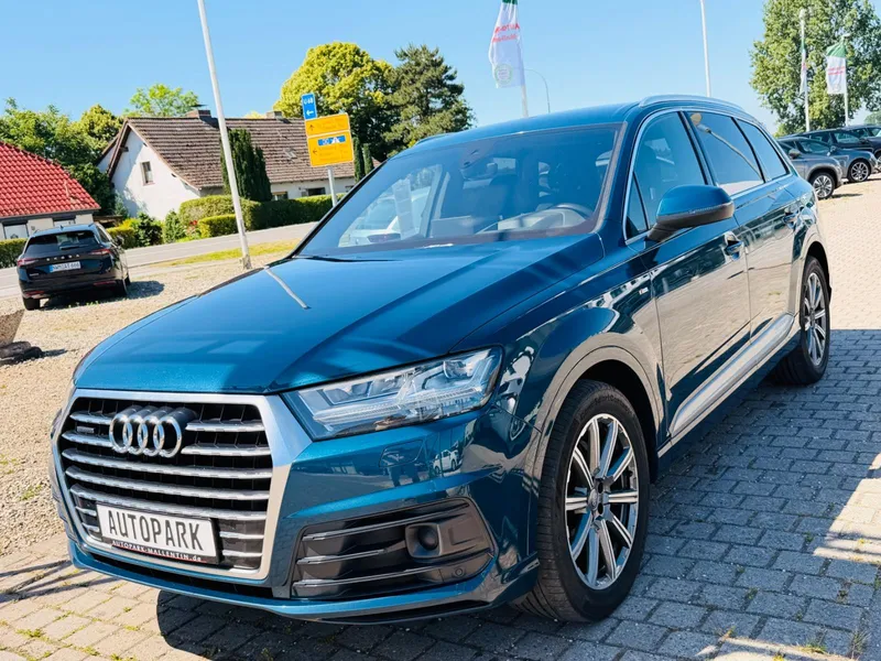 Audi Q7 50 TDI: Технологический максимум с «ночным зрением» и пробегом за 170 тысяч