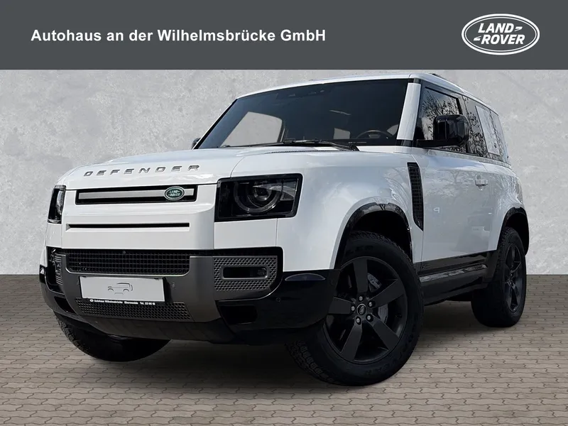 Land Rover Defender 90 D300 X-Dynamic HSE: Компактный формат большого приключения