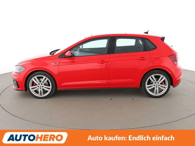 Карманная ракета в красном цвете: Обзор Volkswagen Polo GTI 2020
