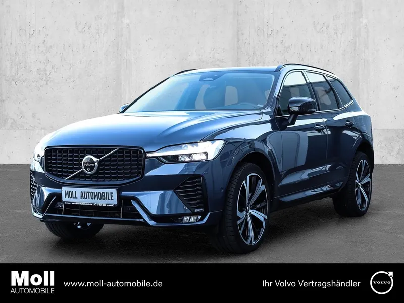 Volvo XC60 Ultimate Dark: Скандинавский прагматизм в обертке «стелс»