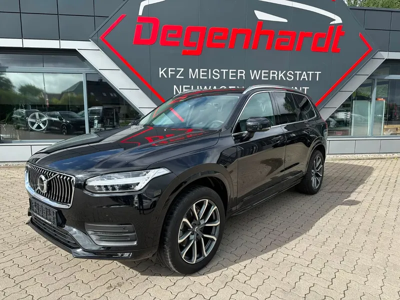 Семейный крейсер с дизельным сердцем: Разбор Volvo XC90 Momentum Pro